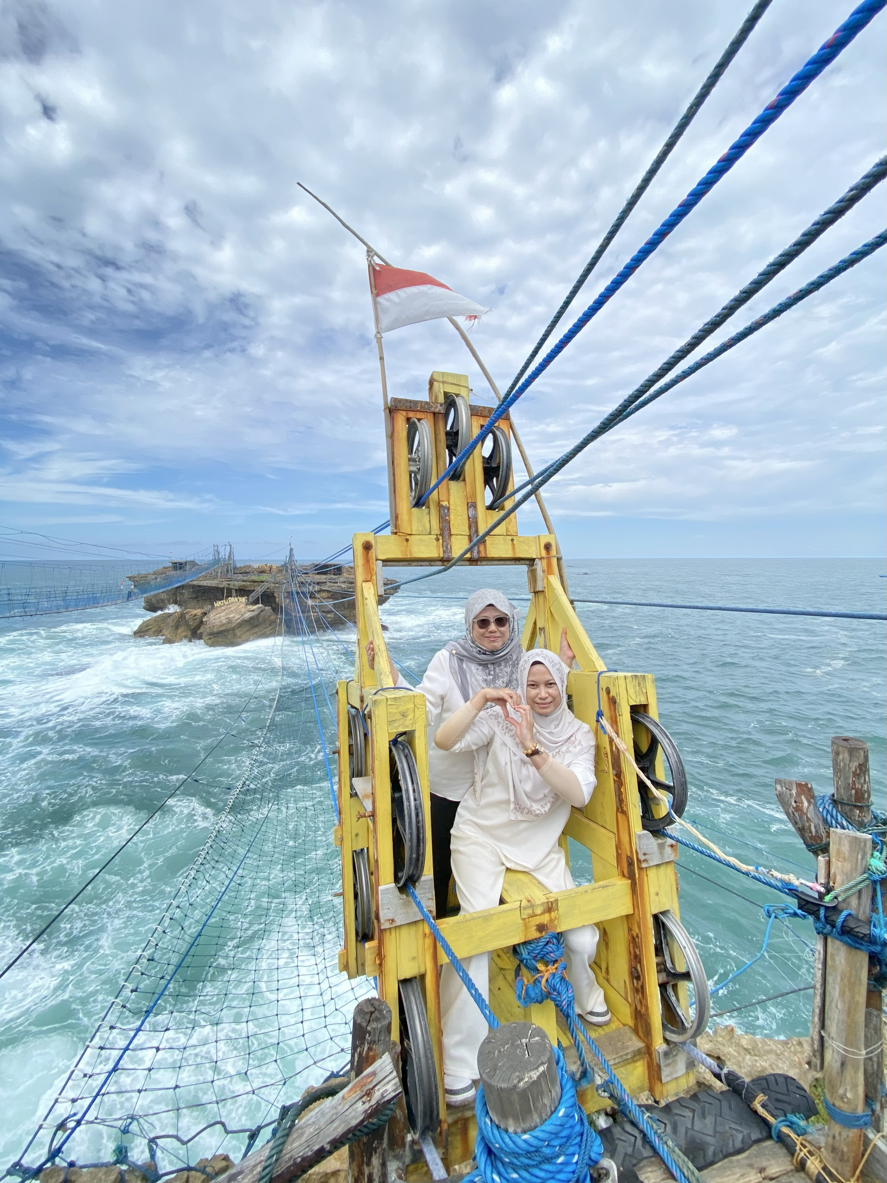Pantai Timang